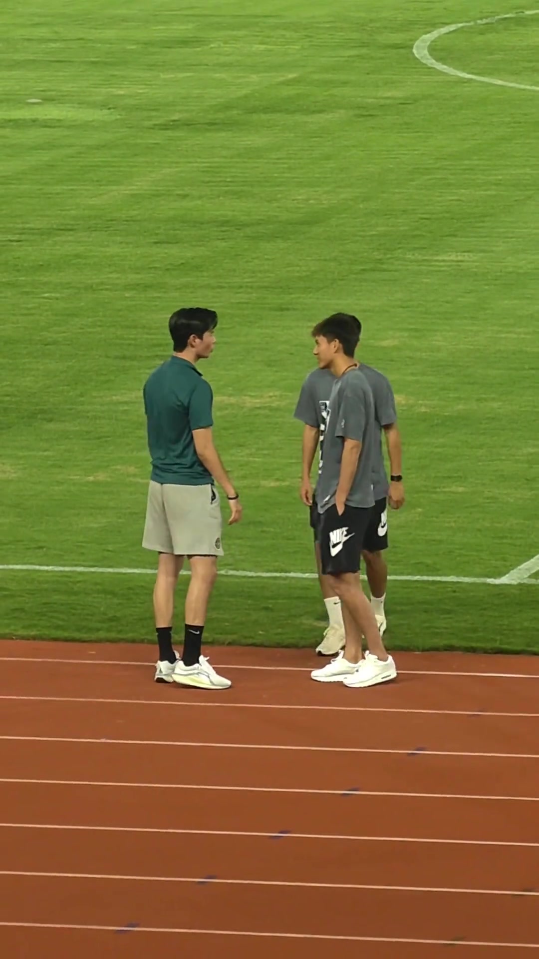 7m体育-记者：U23男足门将李昊，大概率会留在青岛西海岸