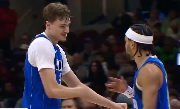 7m比分足球即时比分-分差20分了！弗拉格飞身大帽哈登&amp;反击助攻内姆哈德三分打停骑士